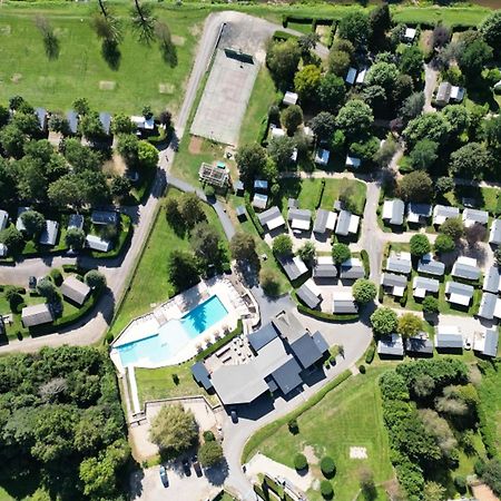 Camping Paradis Marmotel Saint-Geniez-dʼOlt Exterior foto