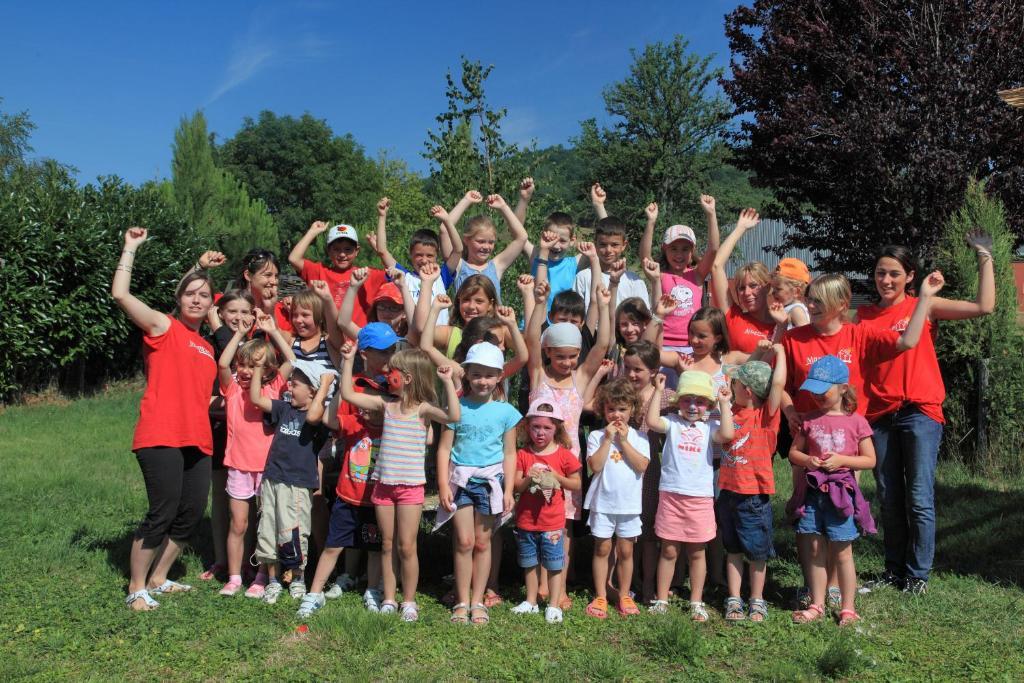 Camping Paradis Marmotel Saint-Geniez-dʼOlt Exterior foto