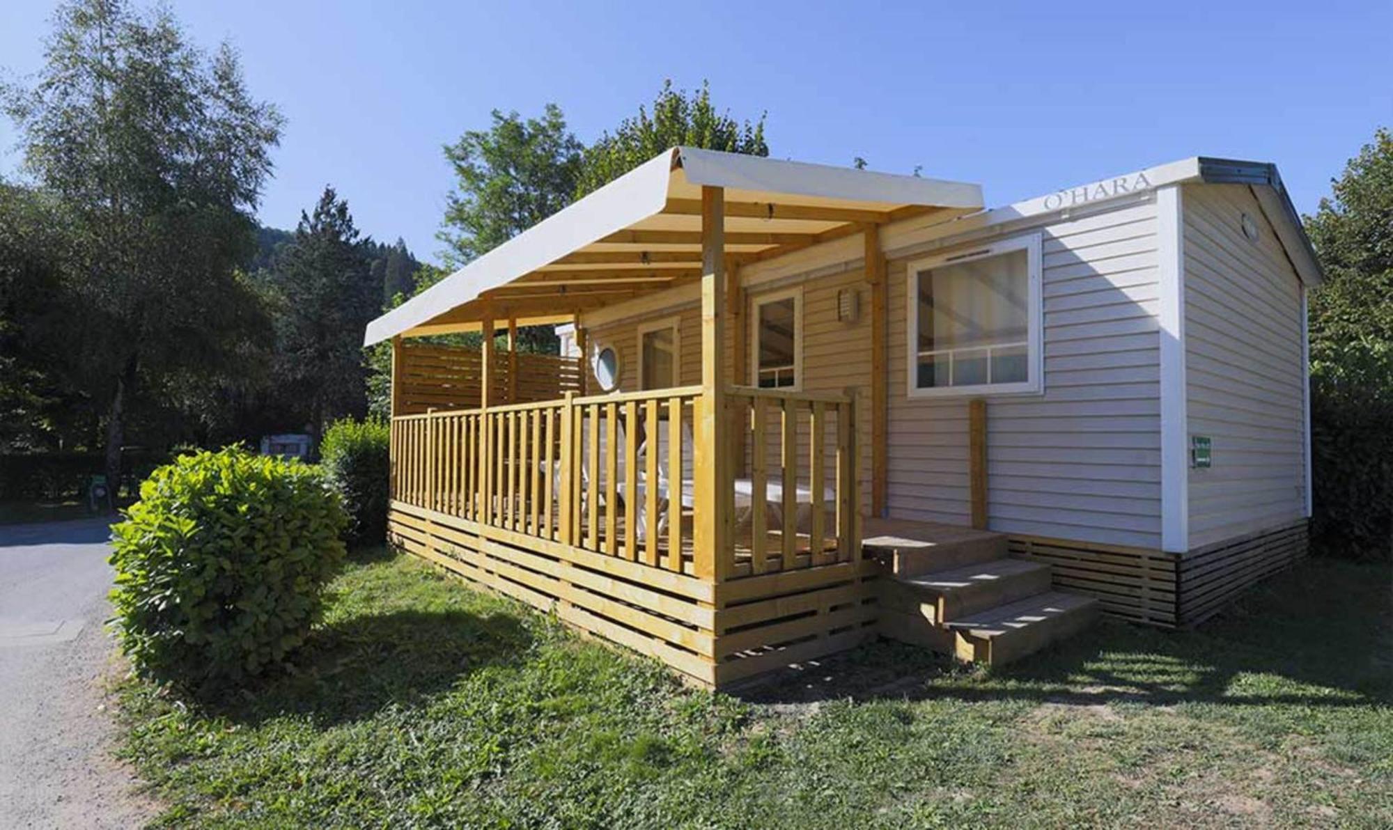 Camping Paradis Marmotel Saint-Geniez-dʼOlt Exterior foto