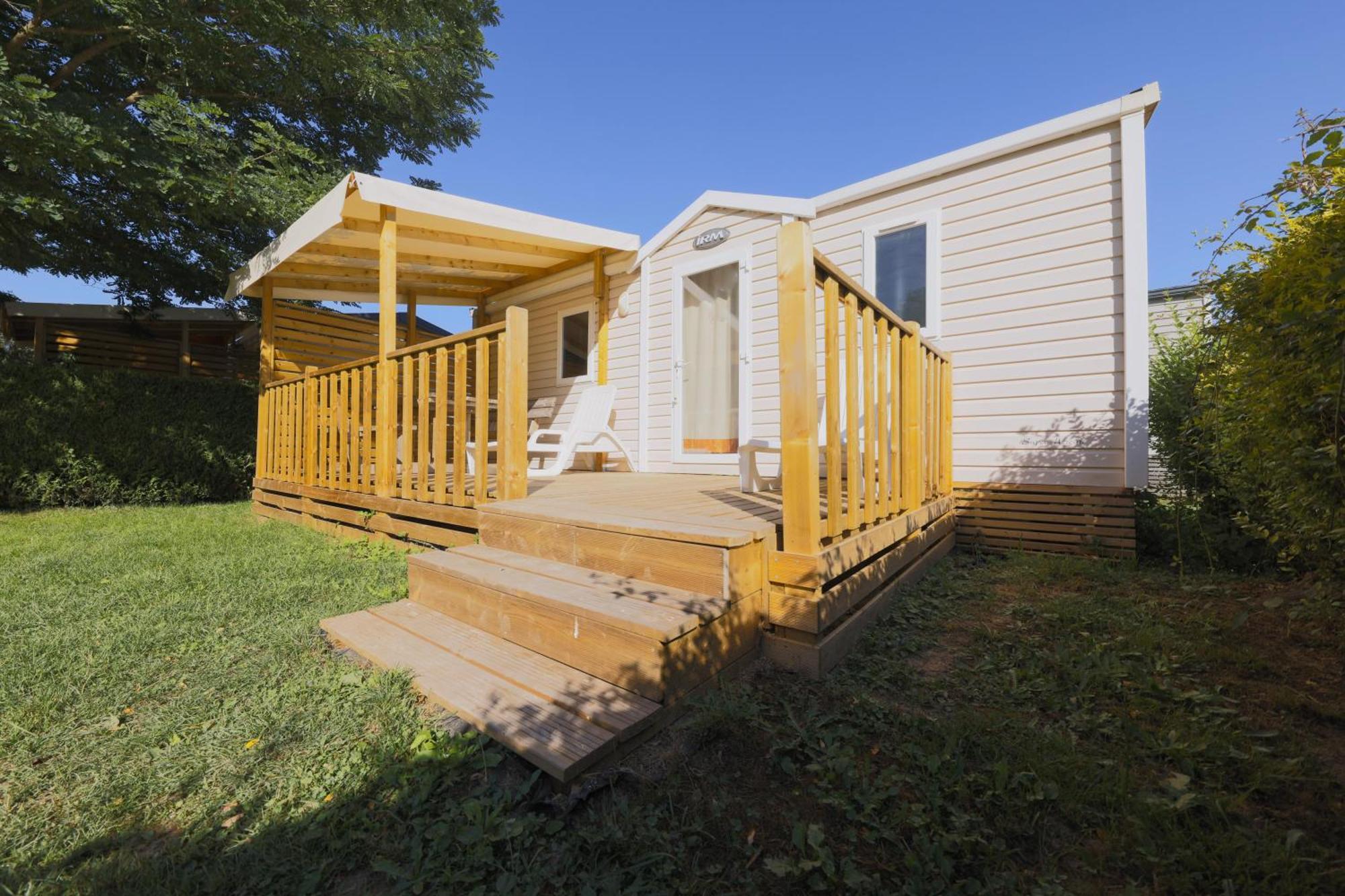 Camping Paradis Marmotel Saint-Geniez-dʼOlt Exterior foto