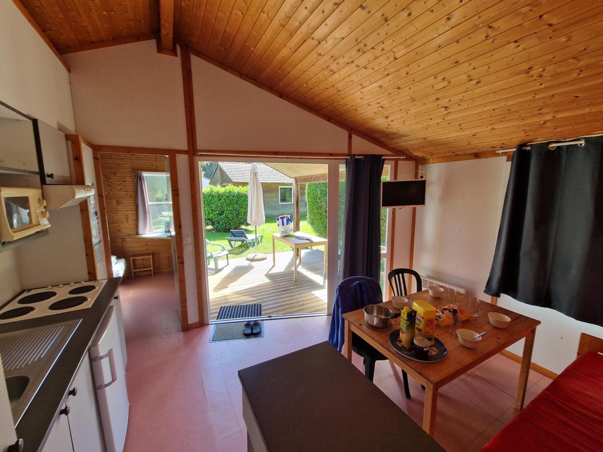 Camping Paradis Marmotel Saint-Geniez-dʼOlt Exterior foto